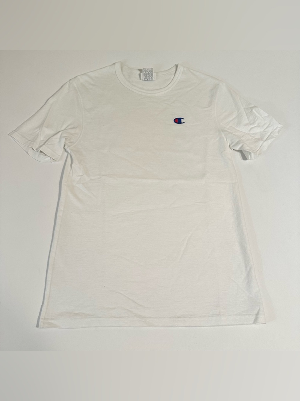 CHAMPION - MENS - WHITE TEE WITH LOGO